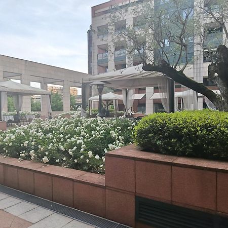 Apartamento Bilocale Con Terrazzo E Box Auto Su Richiesta Como Exterior foto